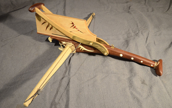 Repeating crossbow