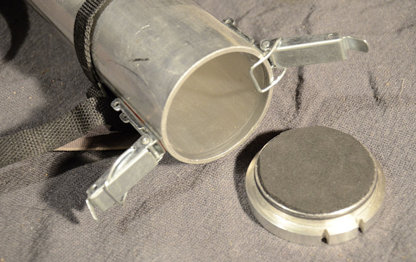 Airtight poster case